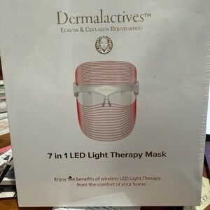 New in box 7 in 1 Dermalectives LED light therapy mask collagen rejuvenation
